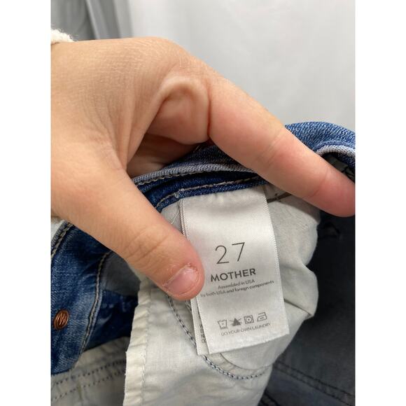 Mother 27 the Mid Rise Dazzler Ankle Fray in We The Animals - Picture 7 of 8